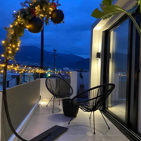 Hyperion Penthouse * Patras