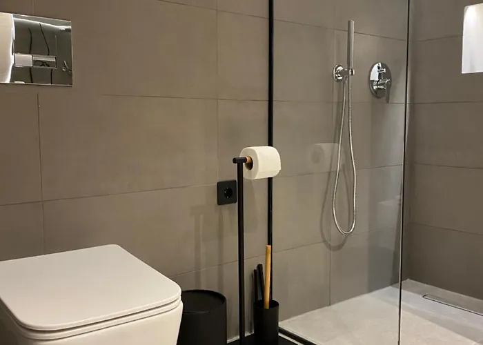 Hyperion Penthouse * Patras